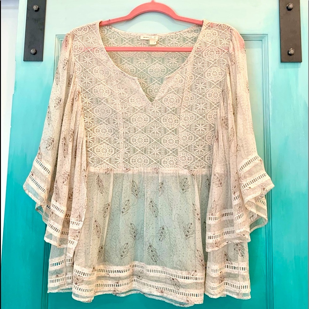 Anthropologie flowy ivory top Meadow Rue EUC